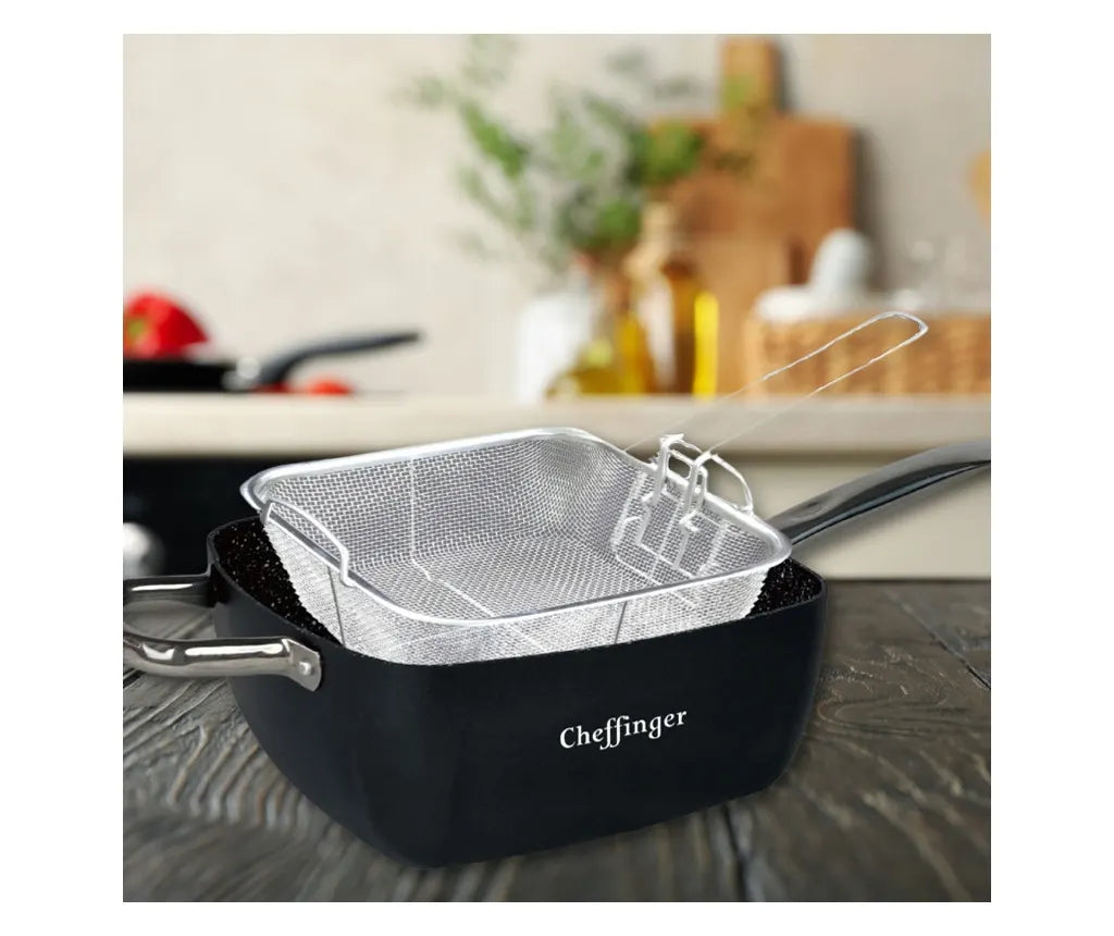 Set 4 Piese Tigaie Universală Patrată 24x24 cm, Aluminiu Forjat cu Acoperire Marmurată, Compatibilă Inducție, Cuptor și Gaz