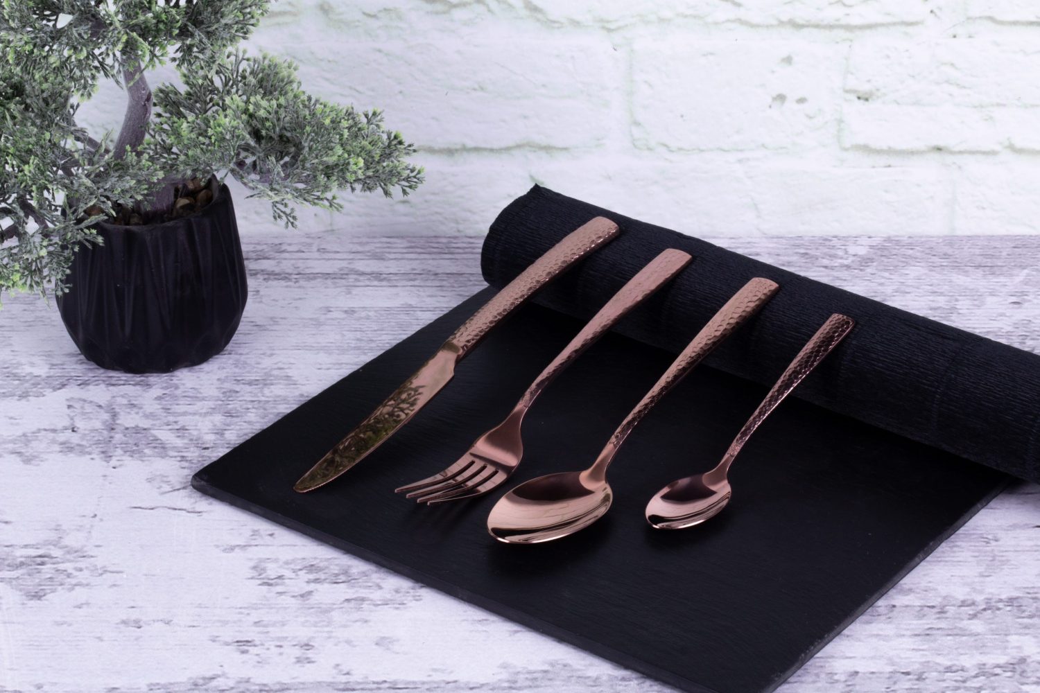 Set tacâmuri 24 piese Berlinger Haus BH/2617 – Rose Gold Edition